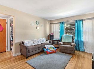 2320 S 92nd St APT 4, Milwaukee, WI 53227