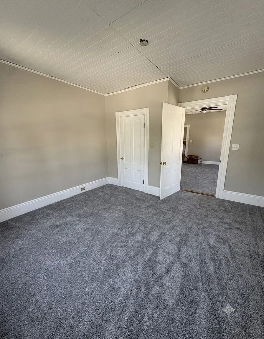 2 bed, 1100 sqft, $2,000 — Photo 4