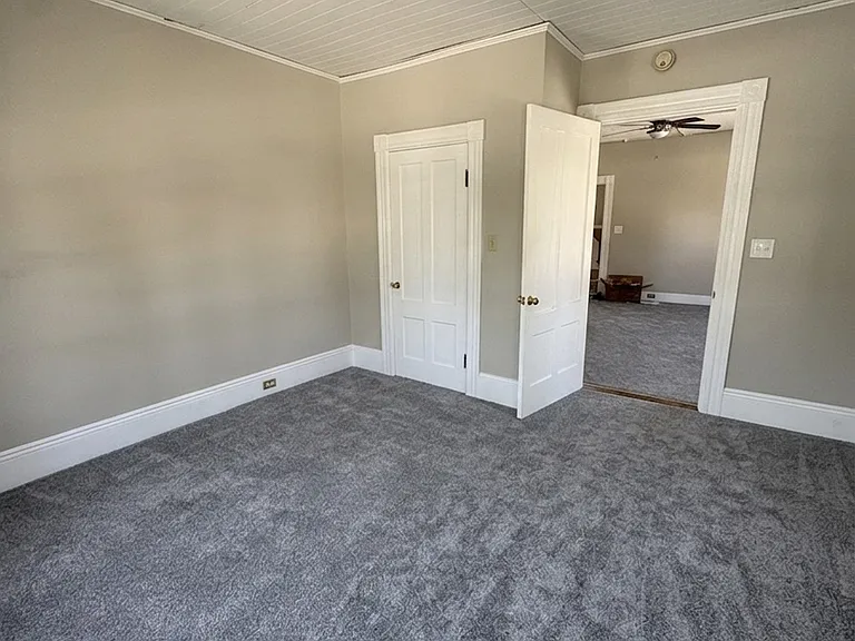 1027 Hayward St #1 — Photo 4