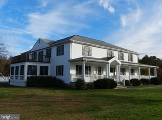 168 Church Point Ln, Colonial Beach, VA 22443