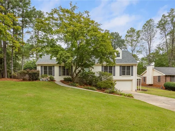 1375 Mosswood Ln, Smyrna, GA 30082