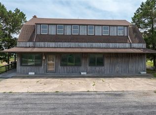 802 E Nodaway St, Oregon, MO 64473