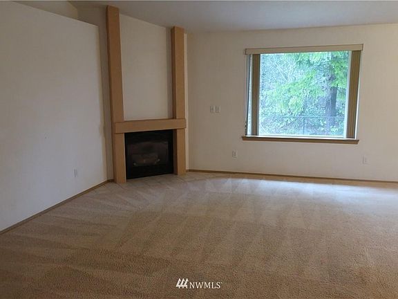2nd image of 3548 College St SE