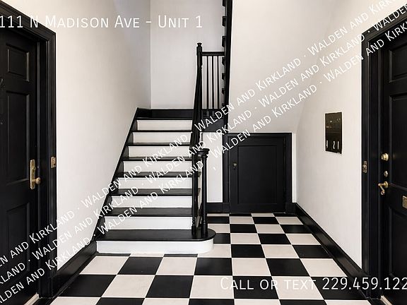 3rd image of 1111 N Madison St Unit 1