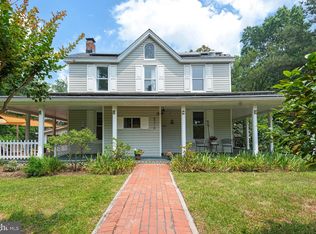 8316 Dock Rd, Pasadena, MD 21122