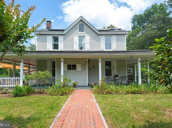 8316 Dock Rd, Pasadena, MD 21122