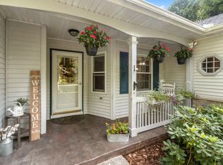 6605 Deerpath Rd, Lake Geneva, WI 53147