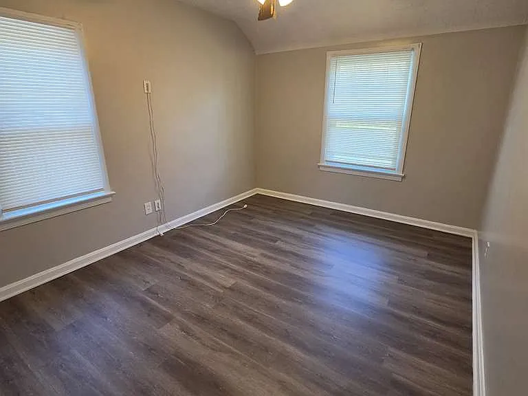 994 Yellowstone Rd — Photo 10