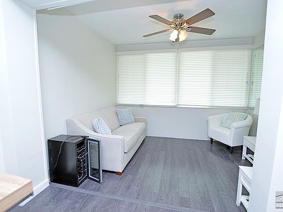 5th image of 1065 Gulf Shore Blvd N #6105
