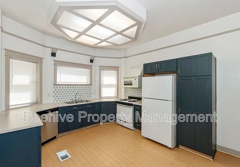 1301 W Monroe St #2 — Photo 13
