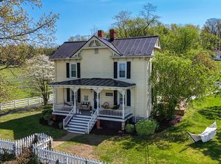 955 Entry School Rd, Fishersville, VA 22939