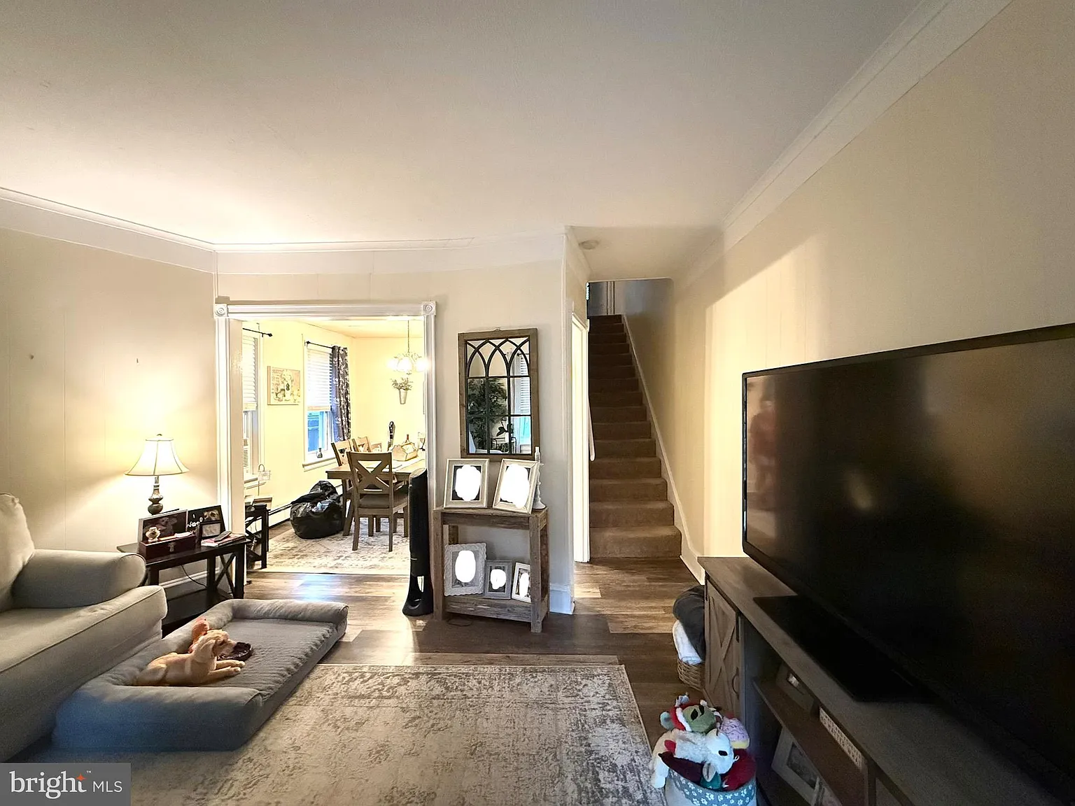 3 bed, 1.0 bath, 1232 sqft, $2,500 — Photo 3