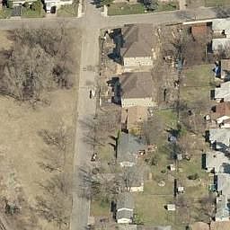 1st image of 914 Washburn Ave N