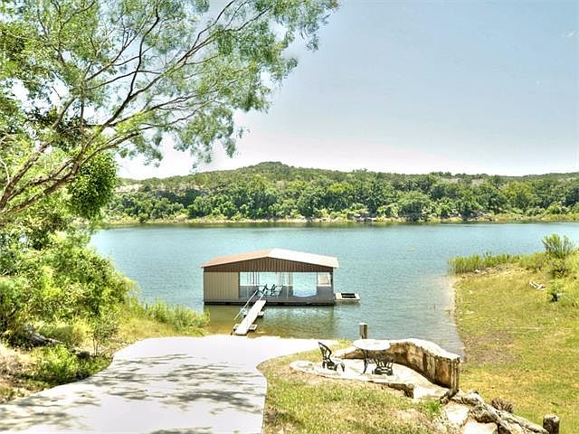 1st image of 24001 Pedernales Dr