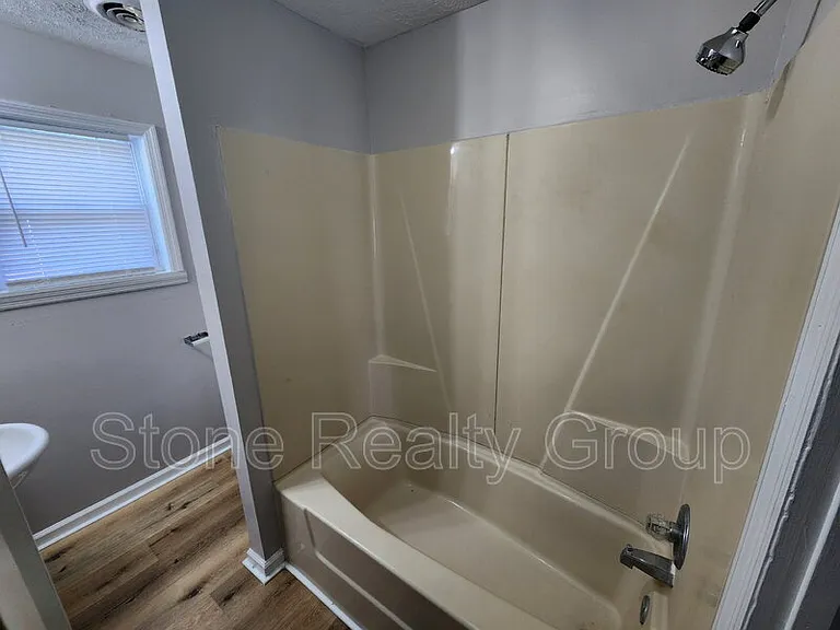 957 S Main St #2 — Photo 6
