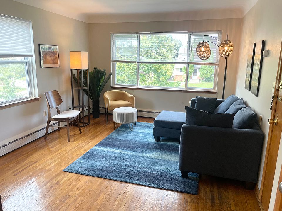 Original golden oak hardwood floors