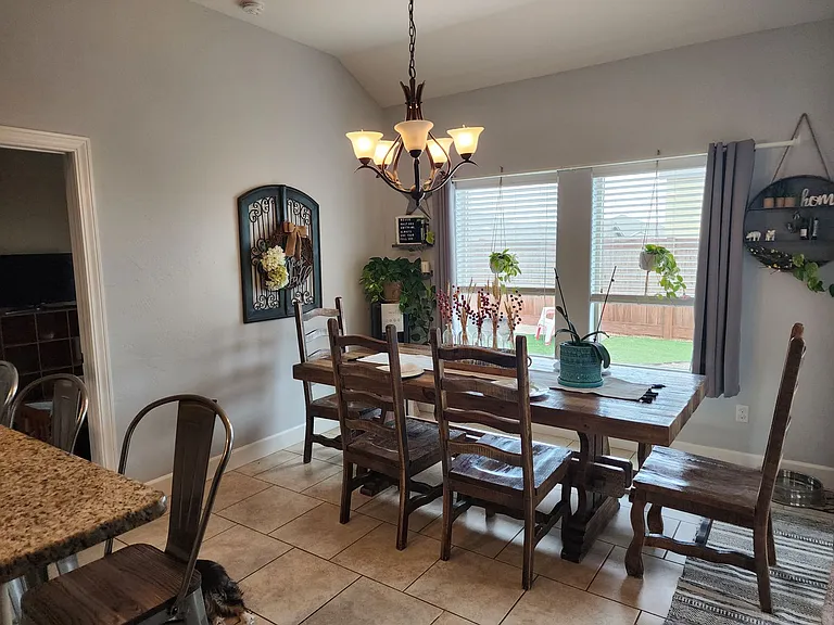 2701 Palo Pinto — Photo 26