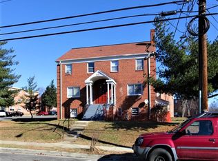 6817 Red Top Rd #5, Takoma Park, MD 20912