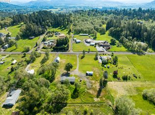 1064 Cleveland Hill Rd, Roseburg, OR 97471