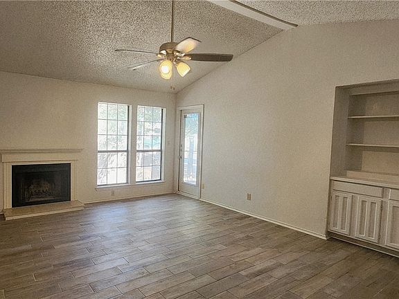 2nd image of 1202 Thorpe Ln APT 614