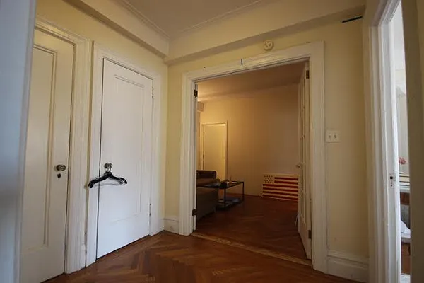 Rented by (Legacy) NY Quality Living Uptown | media 25