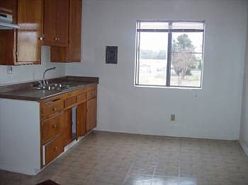 2nd image of 4625 Clara St APT 1