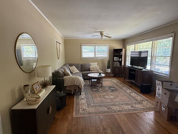 5th image of 566 Woodland Hills Dr