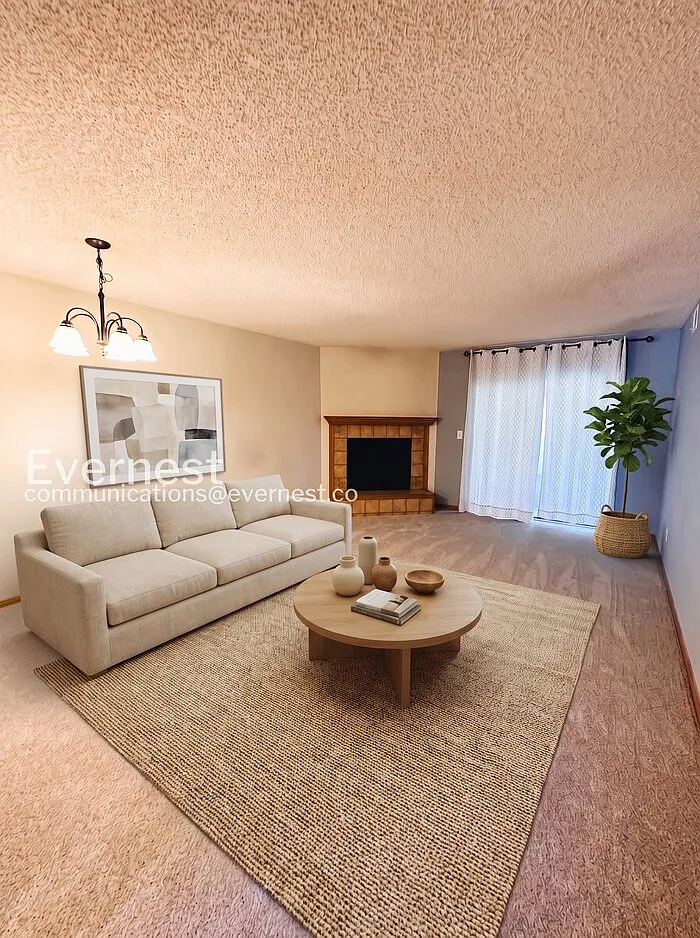 2 bed, 1.0 bath, 824 sqft, $1,495 — Photo 1