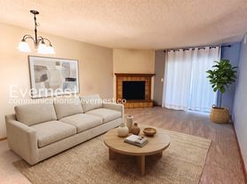 2960 W Stuart St, Fort Collins, CO