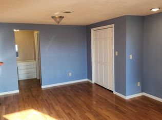 117 N Rollins St #2, Macon, MO 63552