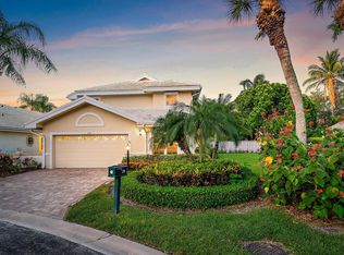 230 Canterbury Dr W, Palm Beach Gardens, FL 33418