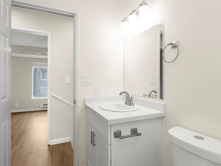 Redwood Creek Villas — Photo 34