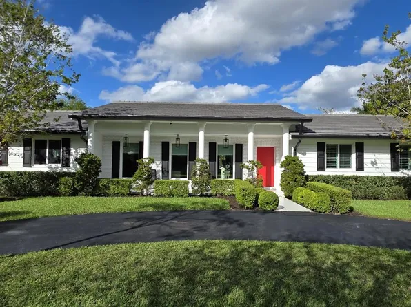 10705 SW 128th Ter, Miami, FL 33176