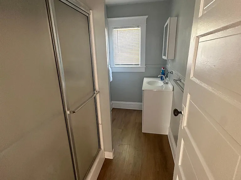 72 Ford Ave — Photo 8