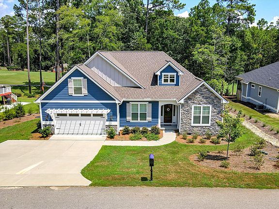 4th image of 295 Fairway Drive