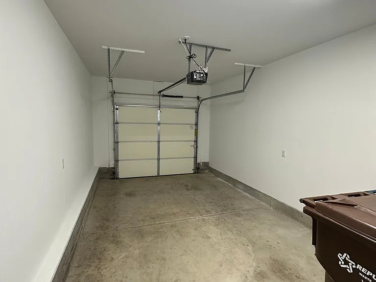 103 N Howard St #B — Photo 18