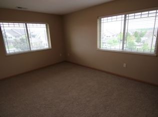 3033 S 179th Plz APT 361, Omaha, NE 68130