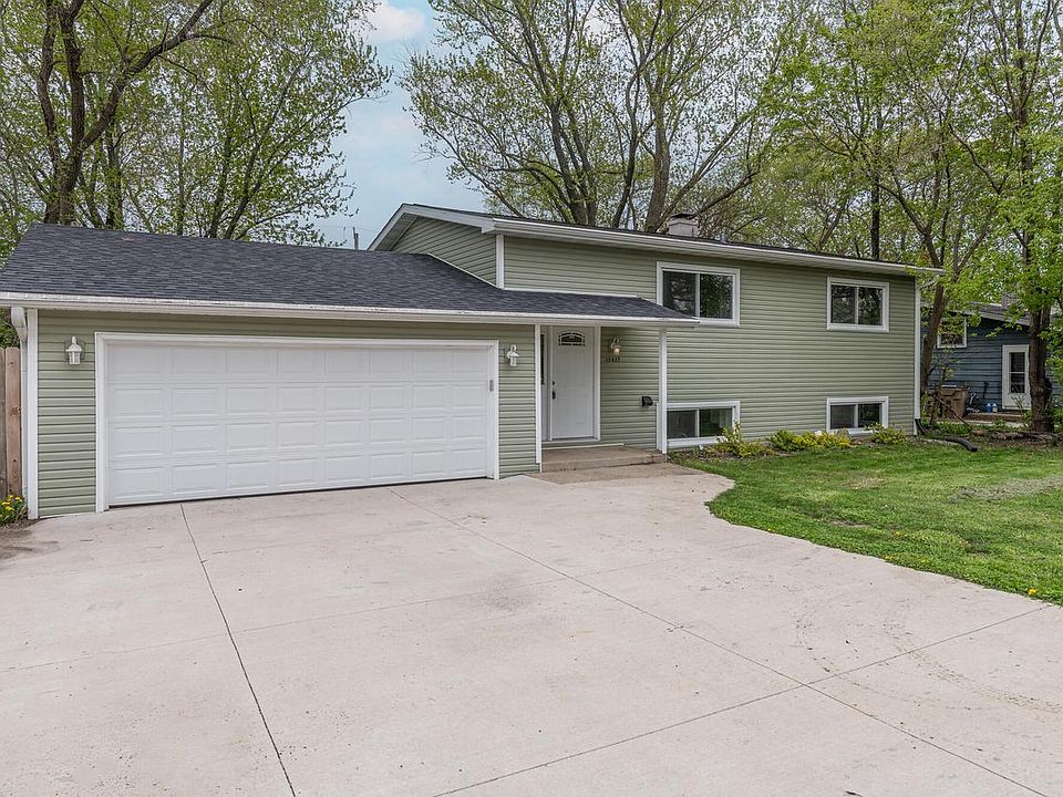 1st image of 12437 41st AVENUE