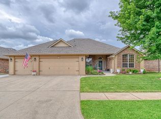 4012 Troon St, Norman, OK 73072