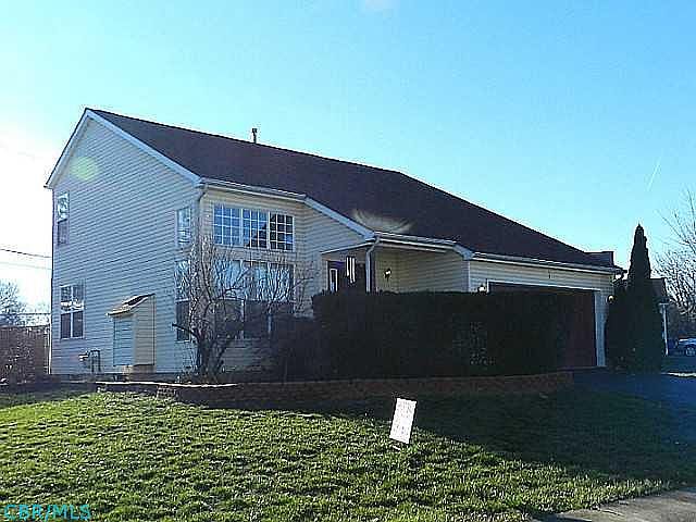 1st image of 2647 Admiral Dr