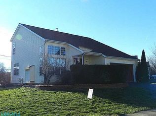 2647 Admiral Dr, Grove City, OH 43123