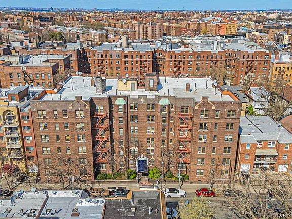 2nd image of 4035 Ithaca Street #5D