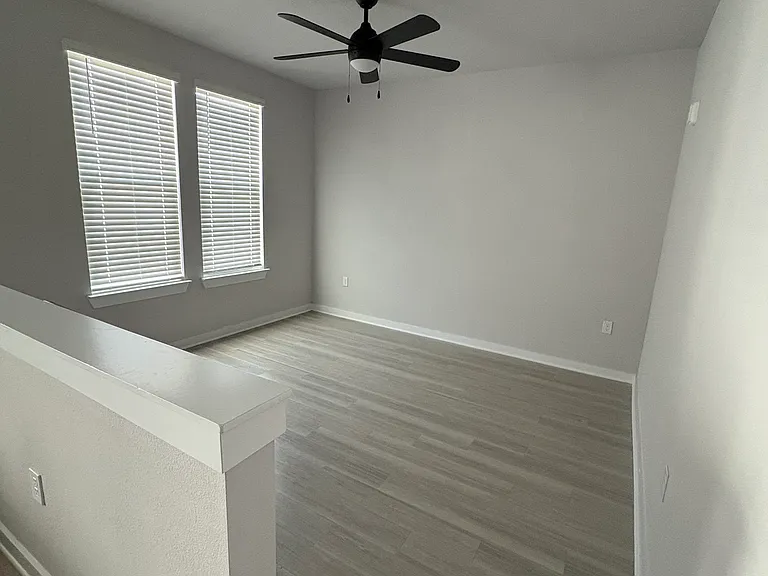 16-306 N Williamson Blvd #2331 — Photo 8