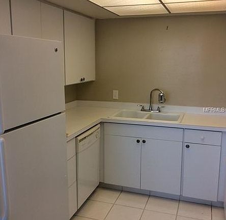 5th image of 220 Belleview Blvd APT 409