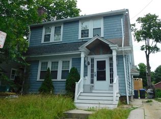 166 Verndale Ave, Providence, RI 02905