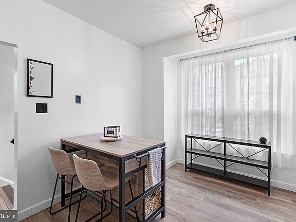 5th image of 300 Wimbeldon Ct #218