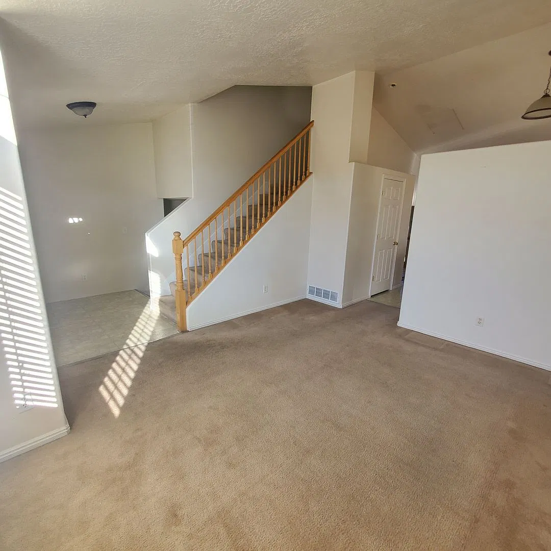 5 Bedroom South West Home — Photo 3