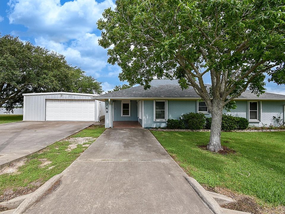 1st image of 748 W Bayshore Dr