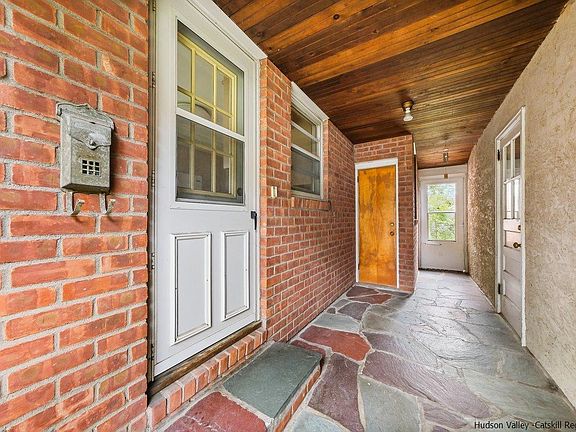 4th image of 66 Plattekill Avenue