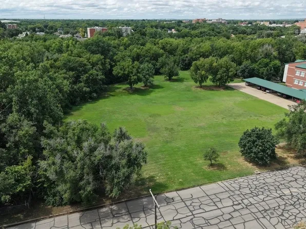 0 E Elm St, Salina, KS 67401